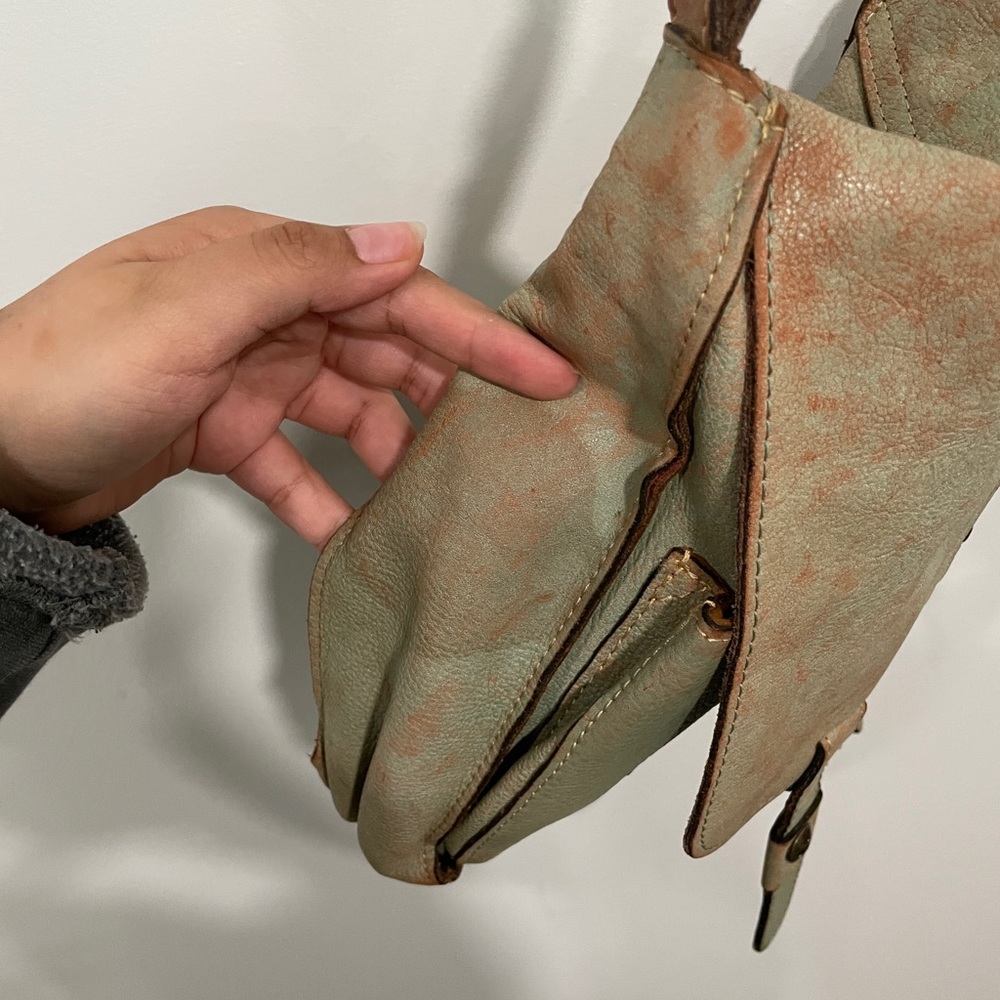 Patricia Nash Armeno Messenger Crossbody Bag - Picture 4 of 11